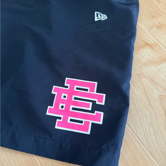 Eric Emanuel x New Era shorts - Picture 2 of 6